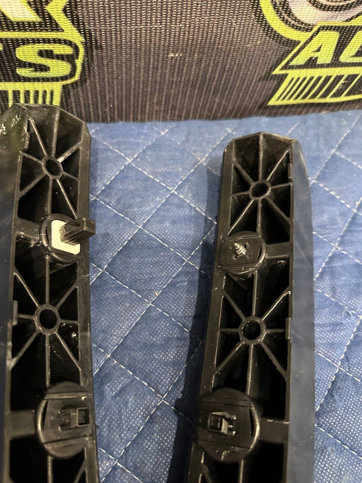 2010 NISSAN 370Z CONVERTIBLE REAR BUMPER RETAINER BRACKET PAIR LH RH OEM