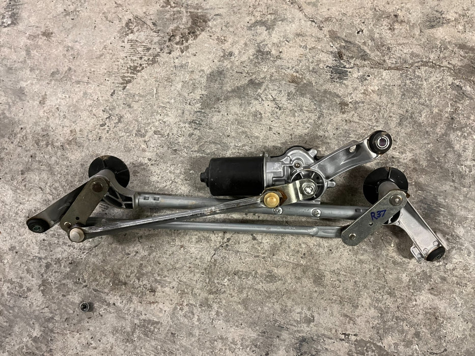 2013 INFINITI G37 WINDSHIELD WIPER MOTOR OEM 34K MILES 2009-2015 Q60