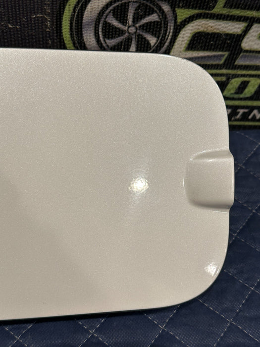 2017-22 FORD F450 DUALLY SUPERDUTY FUEL GAS DOOR LID ASSEMBLY (UG) OEM *READ