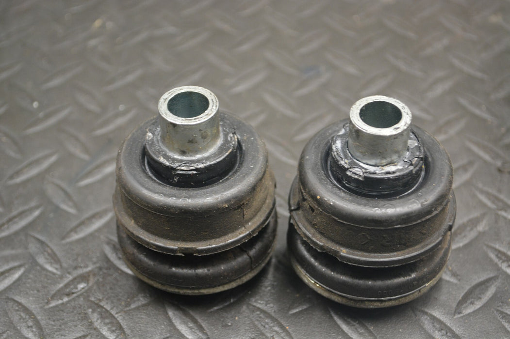 2016 NISSAN TITAN XD FRONT CAB BUSHING MOUNT PAIR 2016-2019