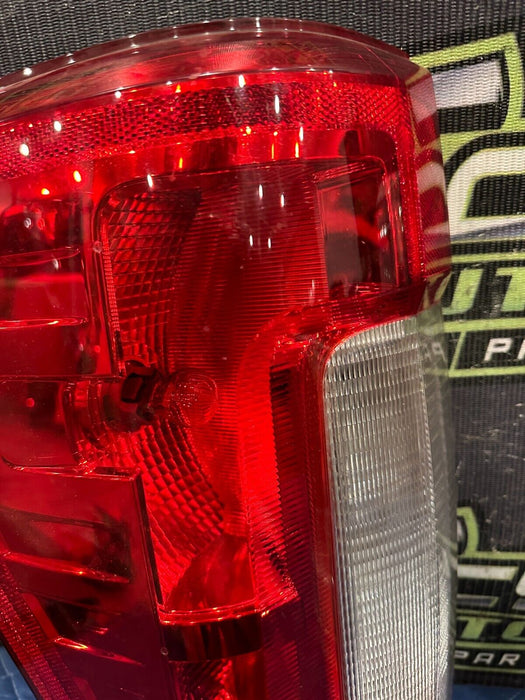 2017 2018 2019 FORD F250 F350 F450 DRIVER LEFT HALOGEN TAIL LIGHT OEM MINT
