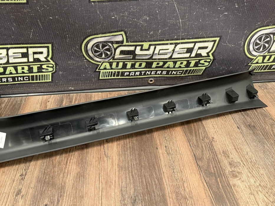 2021 AUDI R8 DRIVER LEFT LOWER A PILLAR TRIM PANEL OEM *SLIGHT HEAT WEAR #8*