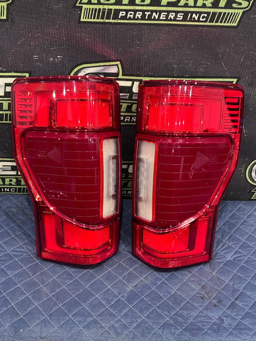 2020 2021 2022 FORD F250 F350 F450 LED TAIL LIGHT PAIR LEFT RIGHT W/ BLIND SPOT