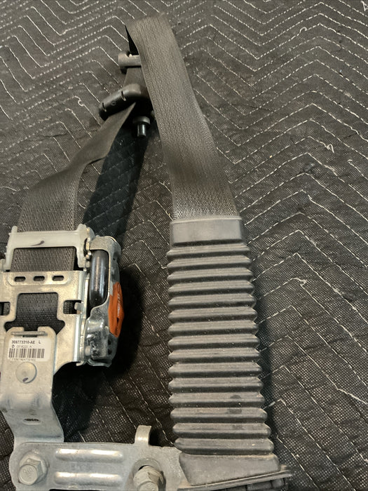 2017 FORD F250 F350 F450 PLATINUM FRONT LEFT DRIVER SEAT BELT RETRACTOR