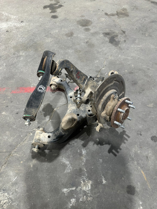 2017 NISSAN TITAN XD FRONT RIGHT SUSPENSION KNUCKLE ASSEMBLY OEM