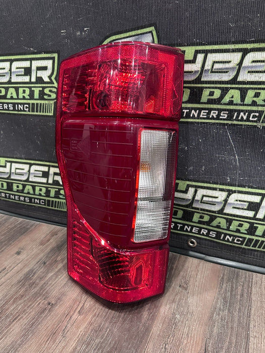 2020-2022 FORD F350 F450 DRIVER LEFT HALOGEN TAIL LIGHT OEM *FLAWS 4-10*