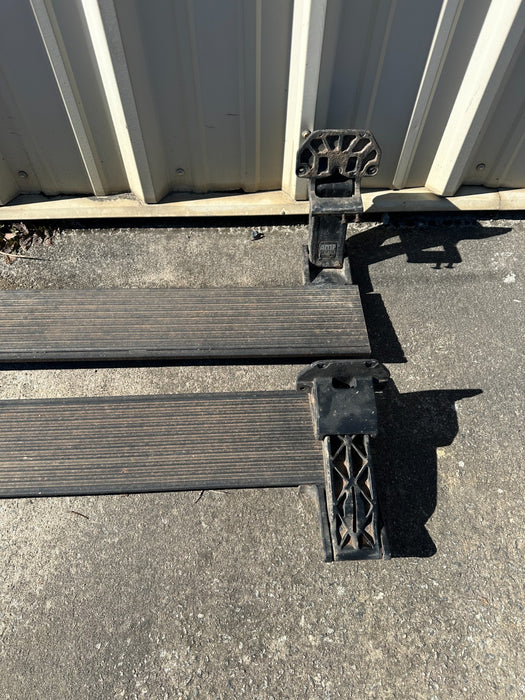 2015 DODGE RAM 2500 AMP RESEARCH LEFT RIGHT POWER RUNNING BOARD STEPS