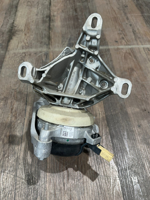 2018-2024 LAMBORGHINI URUS LEFT TRANSMISSION MOUNT OEM