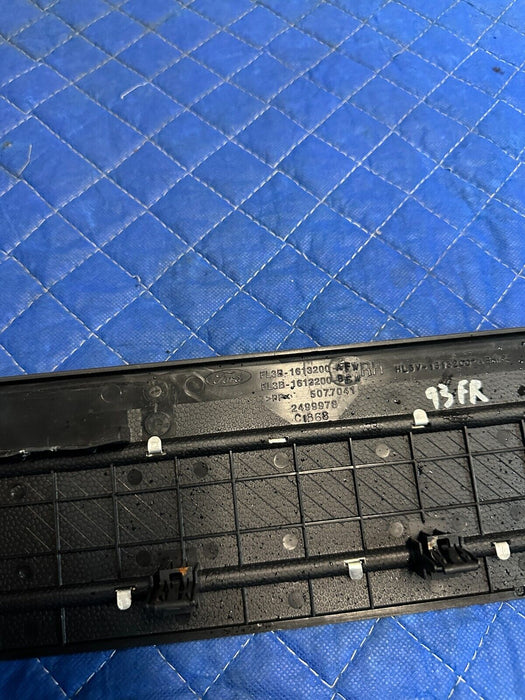 2017-2019 FORD F250 F350 PLATINUM FRONT RIGHT KICKPLATE TRIM OEM ~READ~