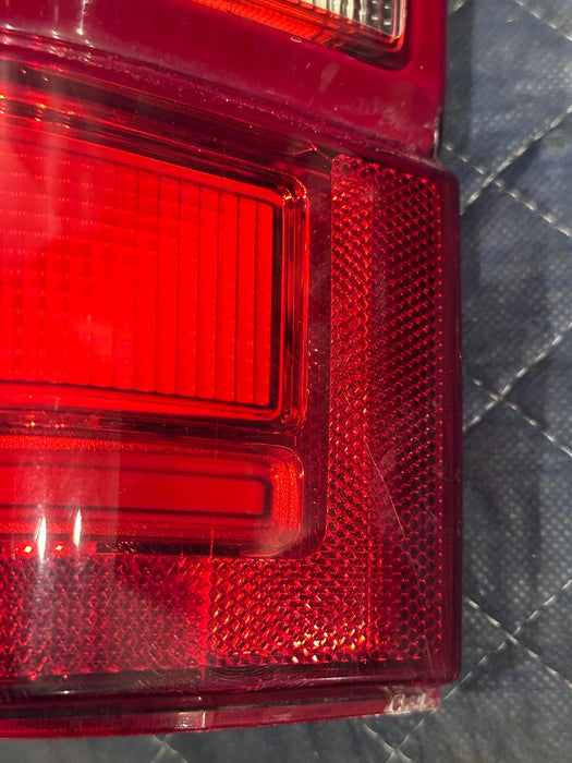 2020 2021 2022 FORD F250 F350 F450 LED TAIL LIGHT PAIR LEFT RIGHT W/ BLIND SPOT