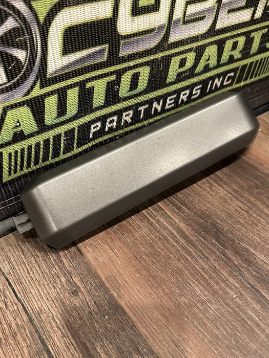 2017-2019 FORD F250 F350 F450 FRONT RIGHT DOOR PANEL HANDLE OEM *WEAR 6-8*