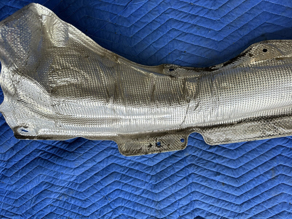2011 BMW 550i F10 5 SERIE FRONT LEFT SIDE HEAT SHIELD INSULATION COVER OEM