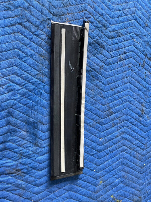 2017-2019 FORD F250 F350 FRONT RIGHT GLOSS BLACK DOOR B PILLAR OEM