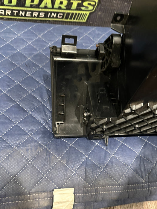 2014 AUDI R8 GLOVE BOX DASH COMPARTMENT 423 857 096 OEM 423 857 104