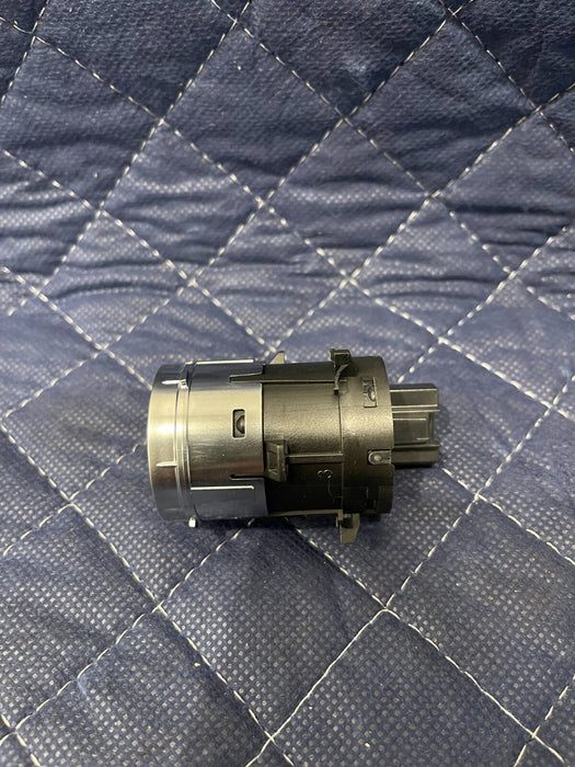 2019 MERCEDES-BENZ E63S AMG W213 KEYLESS ENGINE PUSH START STOP BUTTON OEM