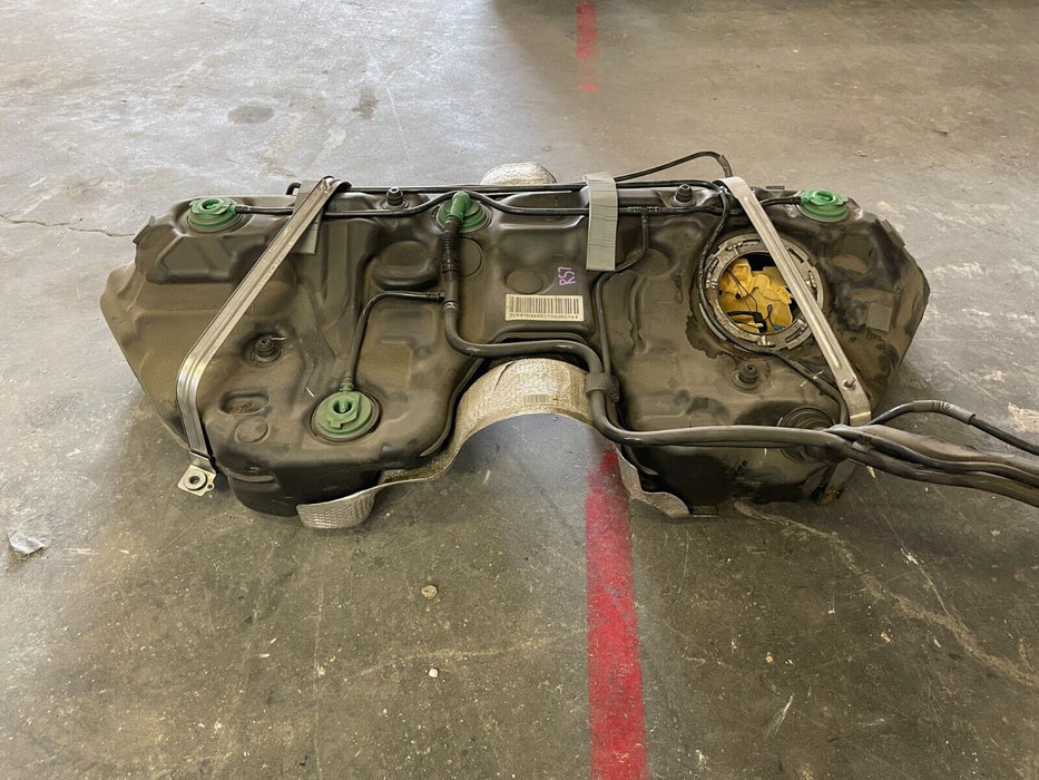 2019 MERCEDES BENZ E63S AMG CONVERTIBLE FUEL TANK W/ FILLER NECK OEM