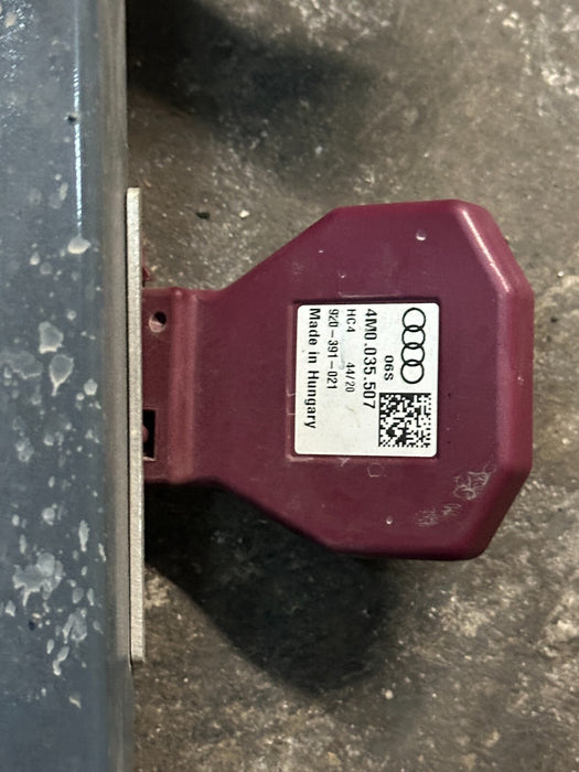 2021 AUDI R8 LEFT RADIATOR SUPPORT BRACKET W FENDER WHEEL ARCH ASSEMBLY OEM