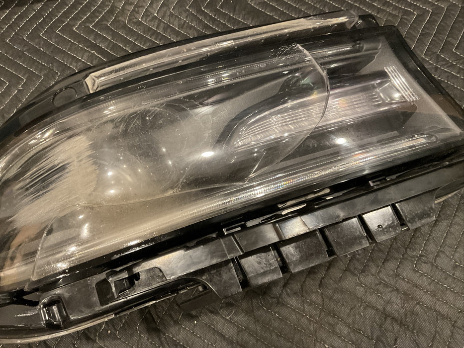 2016 DODGE CHARGER HELLCAT XENON HEADLIGHT RIGHT PASSENGER *DAMAGE* OEM