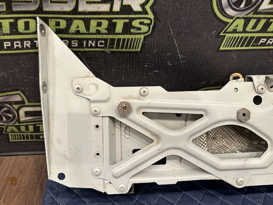 2017-18 AUDI R8 SPYDER PLUS REAR FASTENING BEAM MOUNT BRACKET OEM 4S8 813 219 G