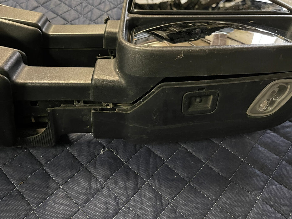 2017-2019 FORD F250 F350 F450 PASSENGER RIGHT SIDE TOWING MIRROR OEM *DAMAGED*