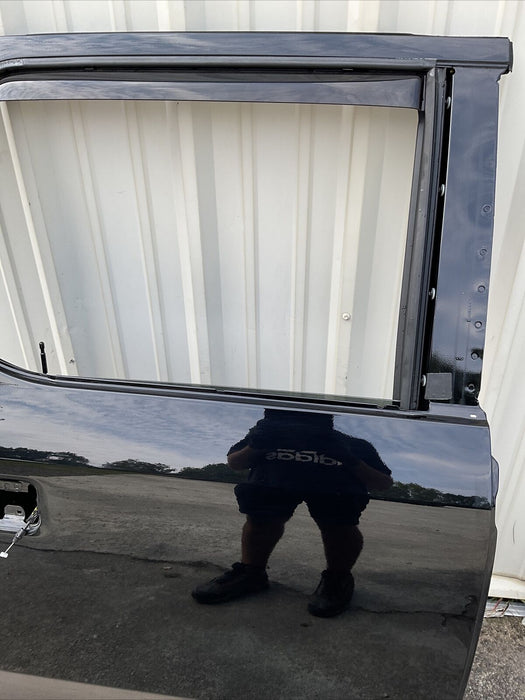 2017 2018 2019 FORD F250 F350 F450 REAR PASSENGER RIGHT DOOR BLACK (G1,H5 PAINT)