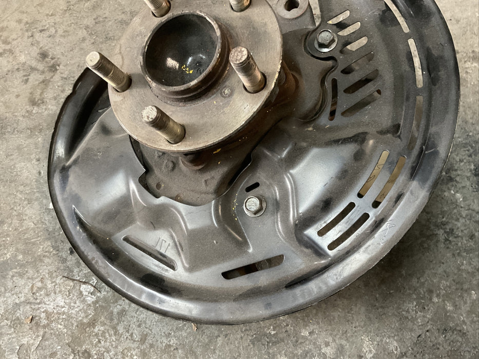 2017 SUBARU BRZ FRONT LEFT SPINDLE KNUCKLE HUB BRAKE SHIELD OEM