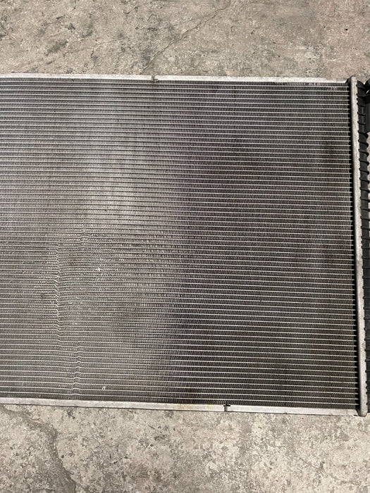 2017-2019 FORD F250 F350 6.7L DIESEL SUPERDUTY RADIATOR W/ HOSES OEM *BENT*