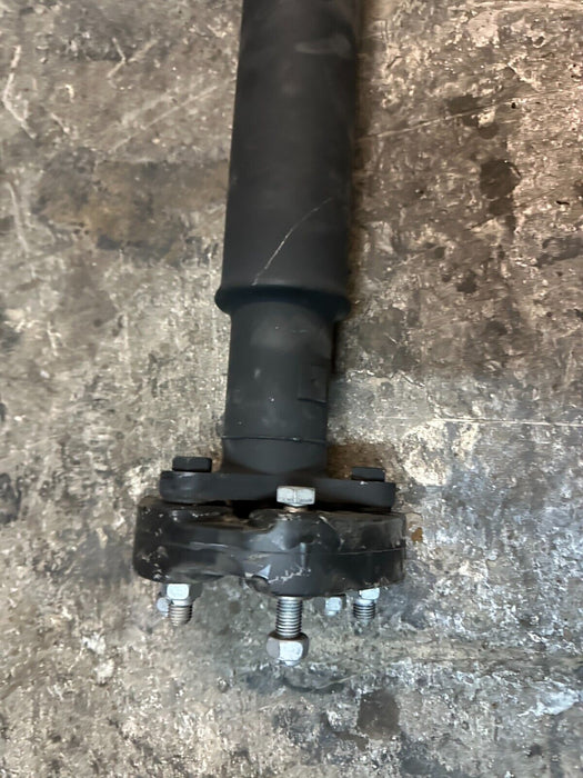 2020 BMW M4 F82 OEM REAR PROPELLER DRIVE SHAFT ASSEMBLY 8090631 04