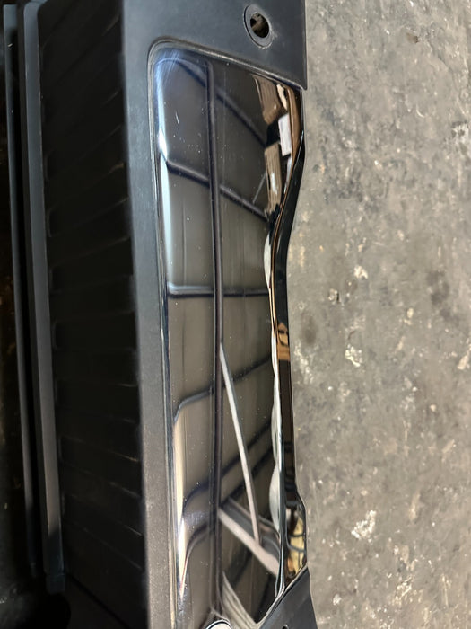 2023 2024 FORD F250 F350 F450 PLATINUM REAR BUMPER CHROME GENUINE OEM