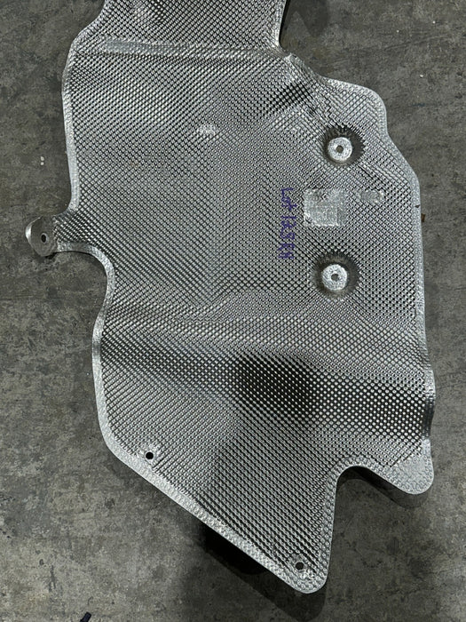 2017 AUDI R8 RIGHT PROT PLATE HEAT SHIELD OEM 4S0 825 733