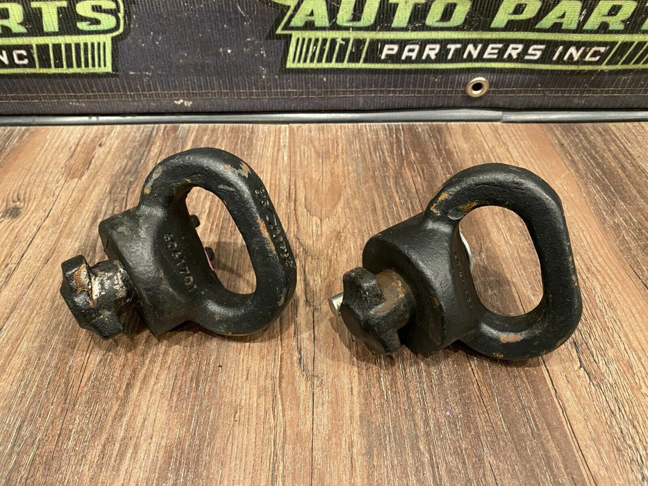 2017 DODGE RAM 3500 CUMMINS DIESEL 6.7L GOOSENECK SAFETY HOOKS OEM 6061701