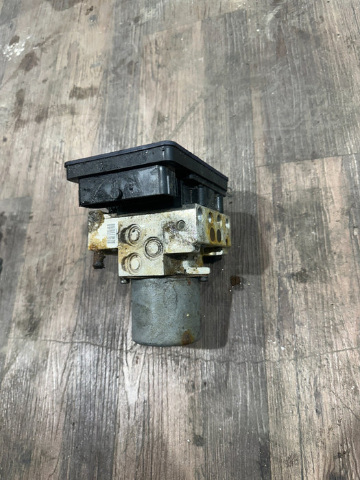 2024 DODGE RAM 3500 LARAMIE ABS ANTI LOCK BRAKE PUMP OEM 68641704AA