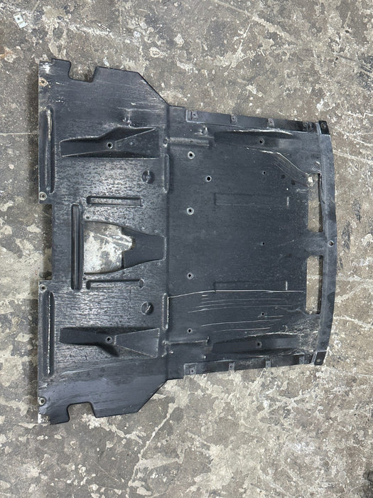 2012 2014 AUDI R8 V10 SPYDER REAR UNDER COVER FLOOR RAIL OEM
