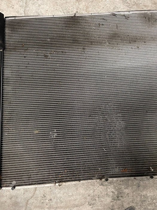 2017-2019 FORD F250 F350 6.7L DIESEL SUPERDUTY RADIATOR OEM *BENT*