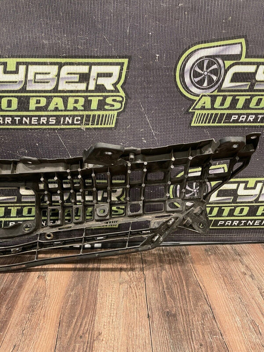2014 TOYOTA PRIUS V FRONT BUMPER GRILLE W CHROME & EMBLEM OEM