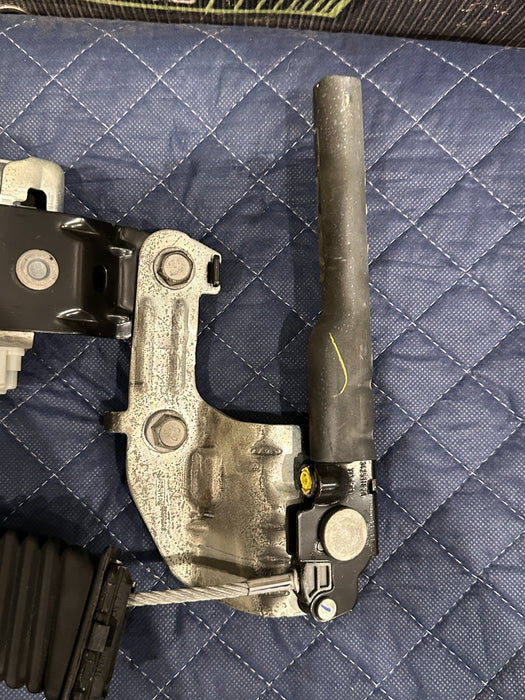 2017-2019 FORD F250 F350 F450 XLT FRONT RIGHT SEAT BELT SEATBELT OEM ~WEAR