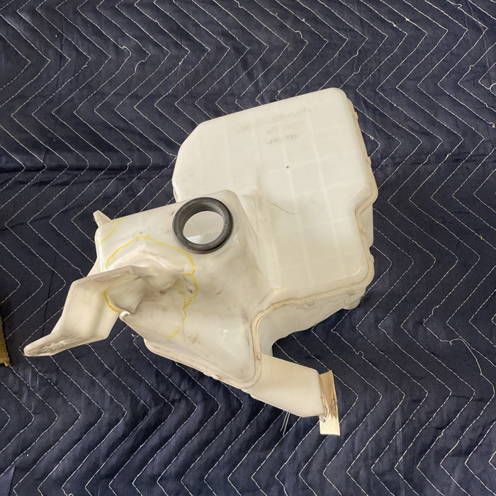 2013-2019 SCION FRS FR-S SUBARU BRZ OEM WINDSHIELD WASHER TANK  ~DAMAGE~