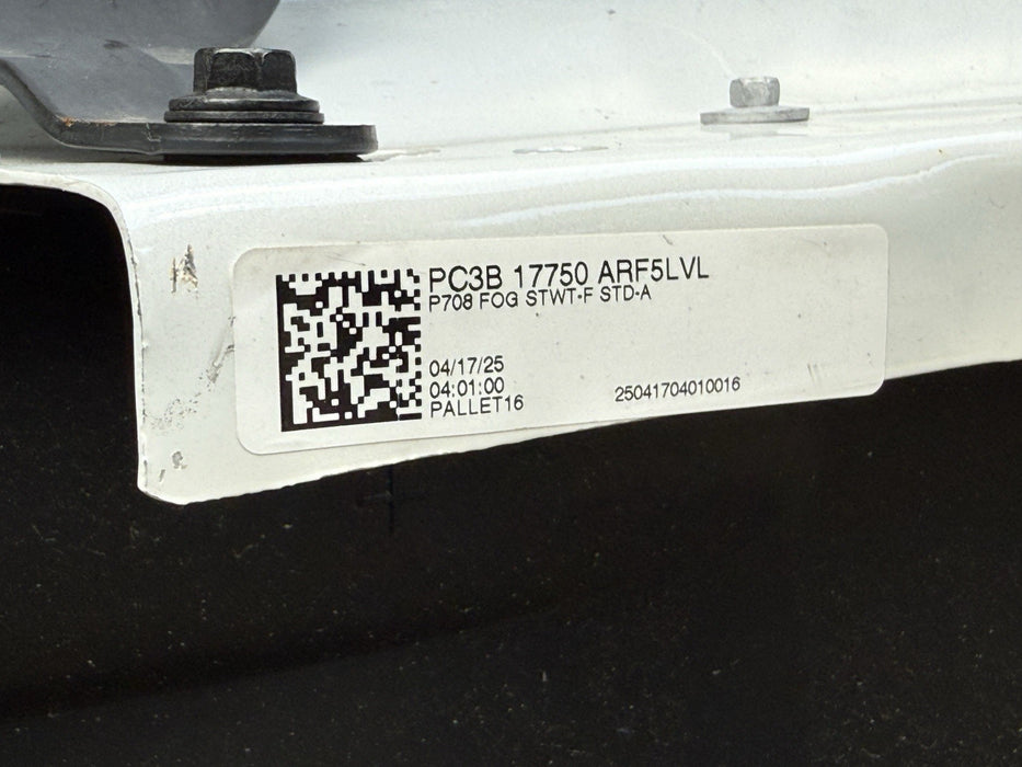 2023 2024 2025 FORD F250 F350 FRONT BUMPER ASSEMBLY STAR WHITE OEM