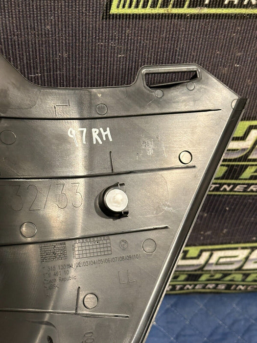2020 BMW M4 F82 FRONT RIGHT SIDE DOOR PANEL 7315130