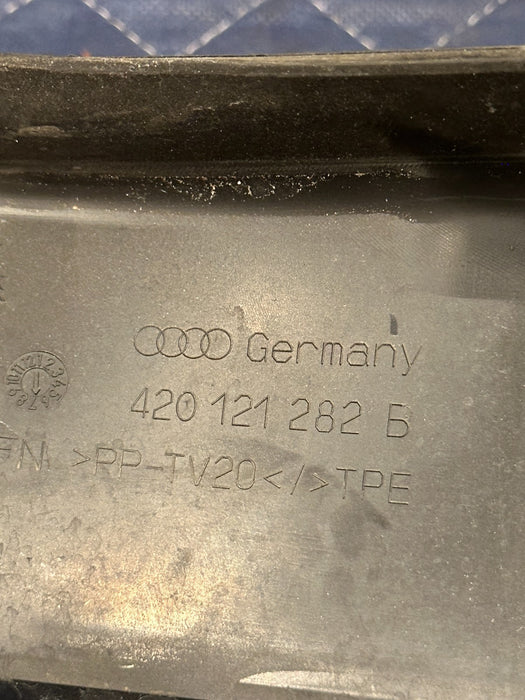 2014 AUDI R8 FRONT RIGHT PASSENGER FAN SHROUD OUTER DUCT 420 121 282 B