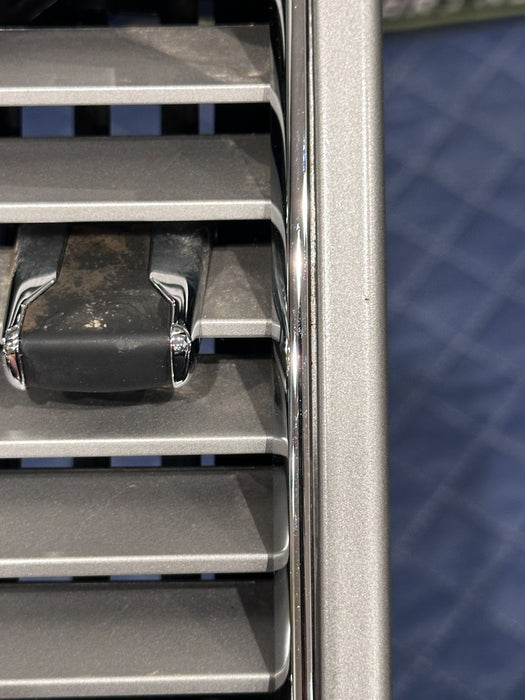 2017 FORD F250 F350 F450 DASHBOARD DASH RIGHT PASSENGER AIR VENT OEM