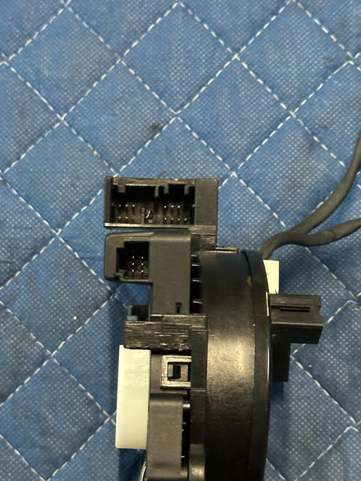 2016-2019 NISSAN TITAN XD STEERING WHEEL CLOCK SPRING OEM