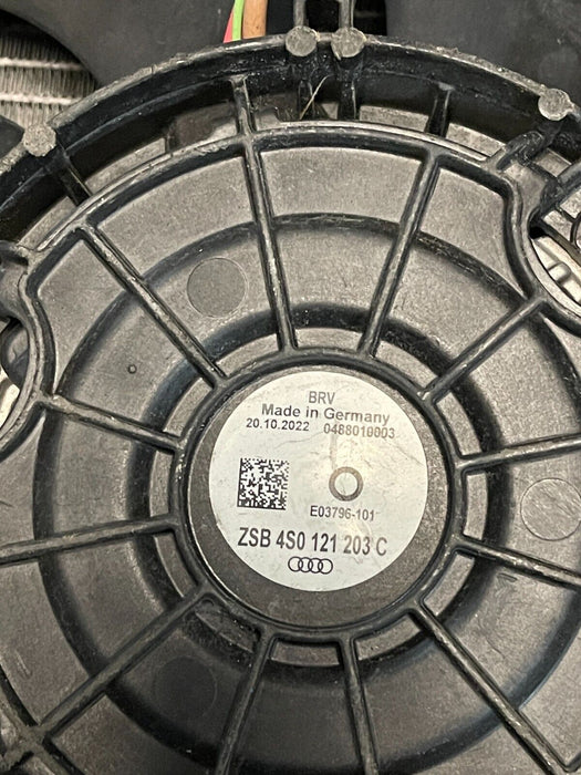 2017 AUDI R8 V10 FRONT RIGHT RADIATOR A/C CONDENSER 4S0816411 4S0121252B ~BENT~