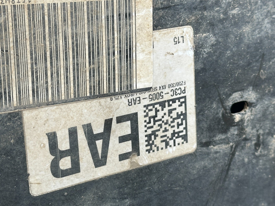 2023 2024 FORD F250 F350 F450 PICKUP CREW CAB 8' LONG BED FRAME 176' WB OEM