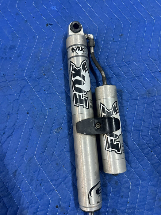 2019 FORD F350 FOX 2.0 PERFORMANCE 6 INCH LIFT REAR STRUTS PAIR W/RESERVOIR