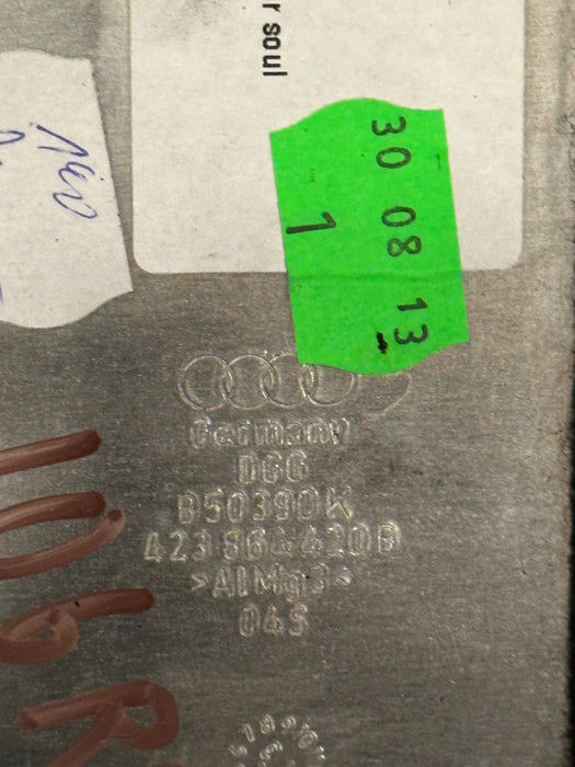 2014 AUDI R8 FLOOR MAT FOOT REST CARPET METAL UNDERNEATH OEM 423 864 420 B