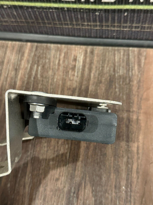 2017-18 AUDI R8 FRONT LEFT TPMS TIRE PRESSURE MONITORING SYSTEM SENSOR OEM