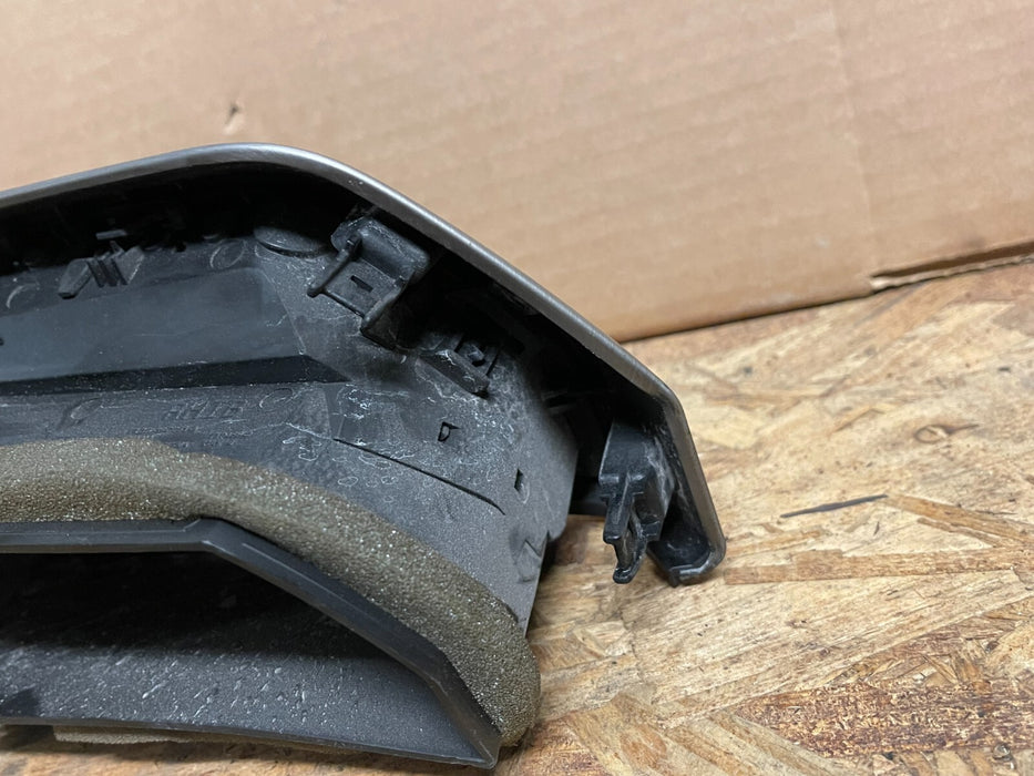 2017-2019 FORD F250 F350 PLATINUM PASSENGER RIGHT SIDE CENTER DASH AIR VENT TRIM