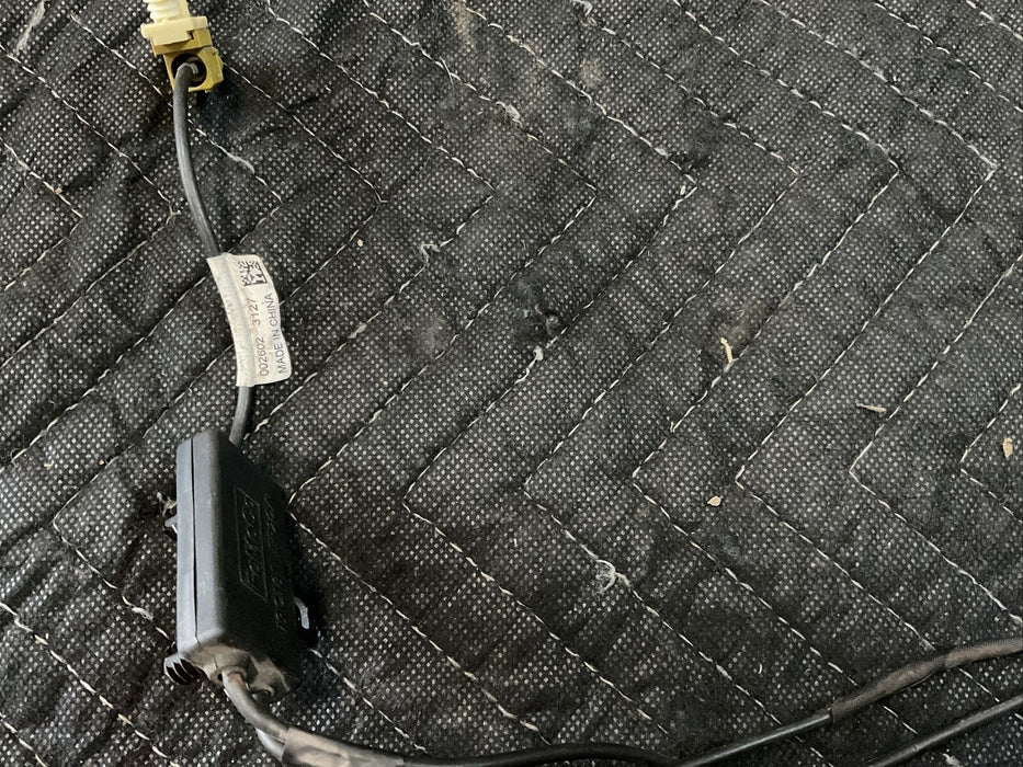 2017-2019 FORD F250 F350 F450 RADIO ANTENNA WIRE HC3T-19C181-AB