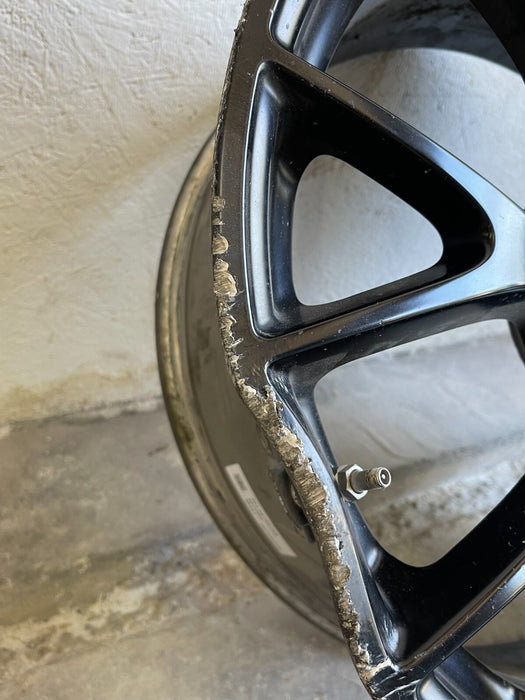 DODGE CHALLENGER CHARGER HELLCAT OEM RIM 20X9.5 *BEND, SCUFFS, SCRACTHES*